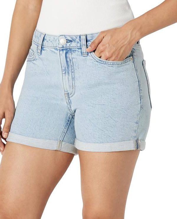 Product Women's Medium Stretch Slim-Fit Mid-Rise 4" Jean Short Image